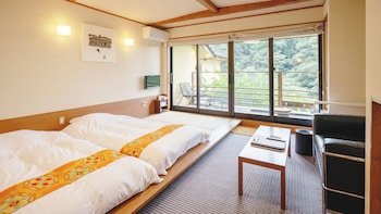 kirishima momijitani seiryuso