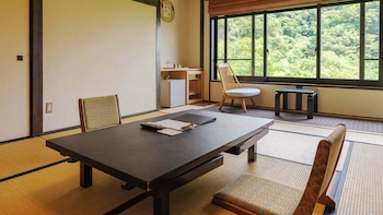 kirishima momijitani seiryuso