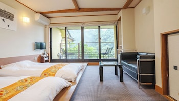 kirishima momijitani seiryuso