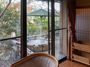 kirishima momijitani seiryuso