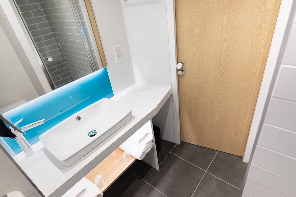 holiday inn express arras by ihg