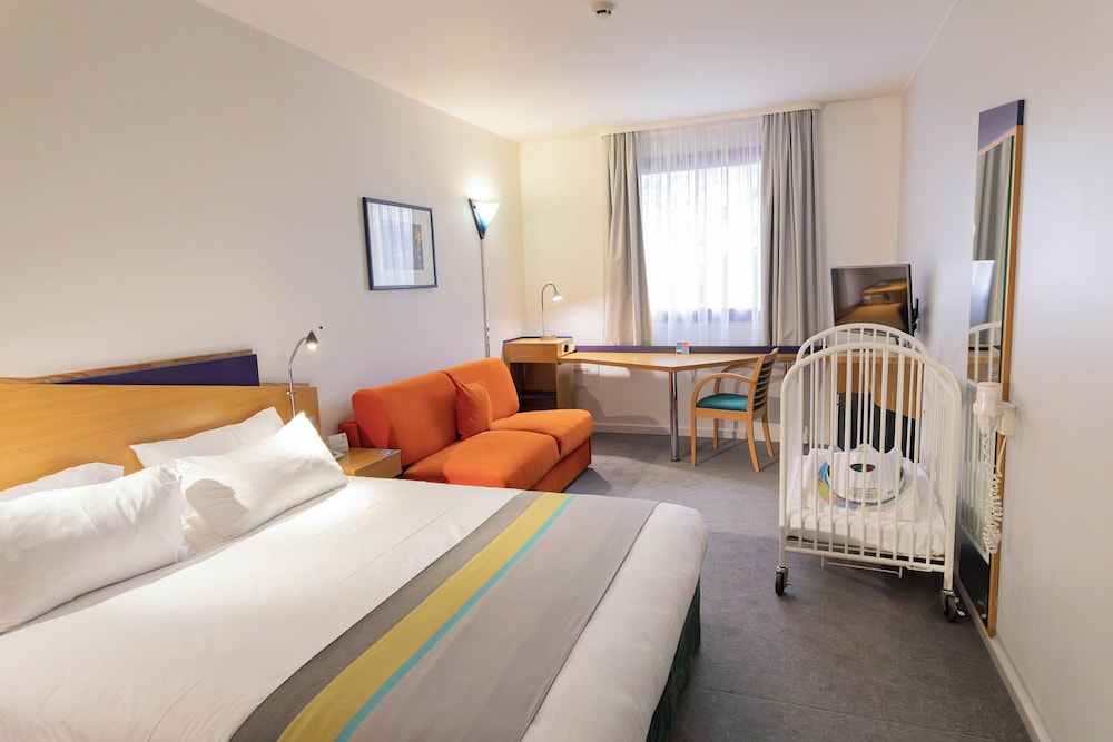 holiday inn express arras by ihg