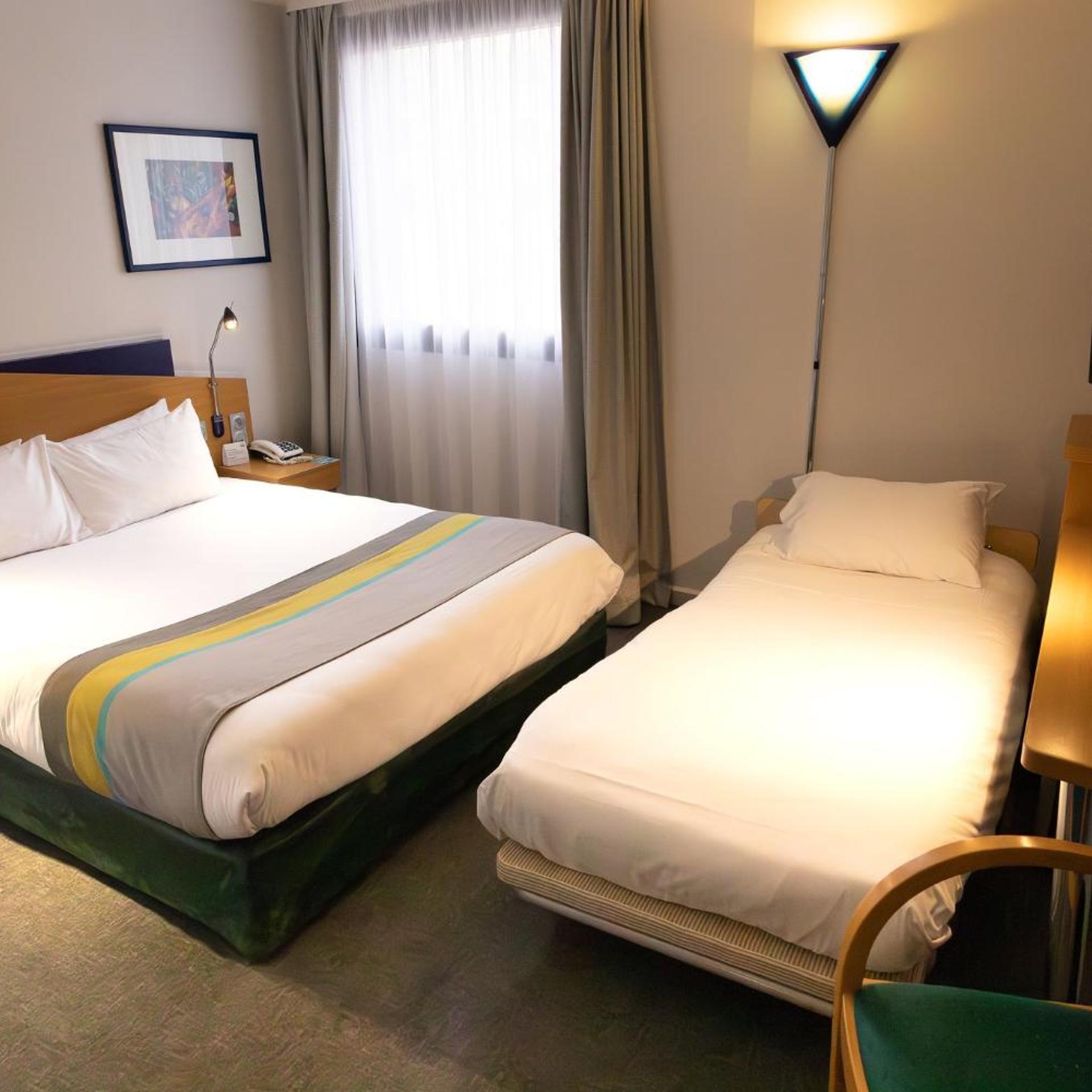 holiday inn express arras by ihg