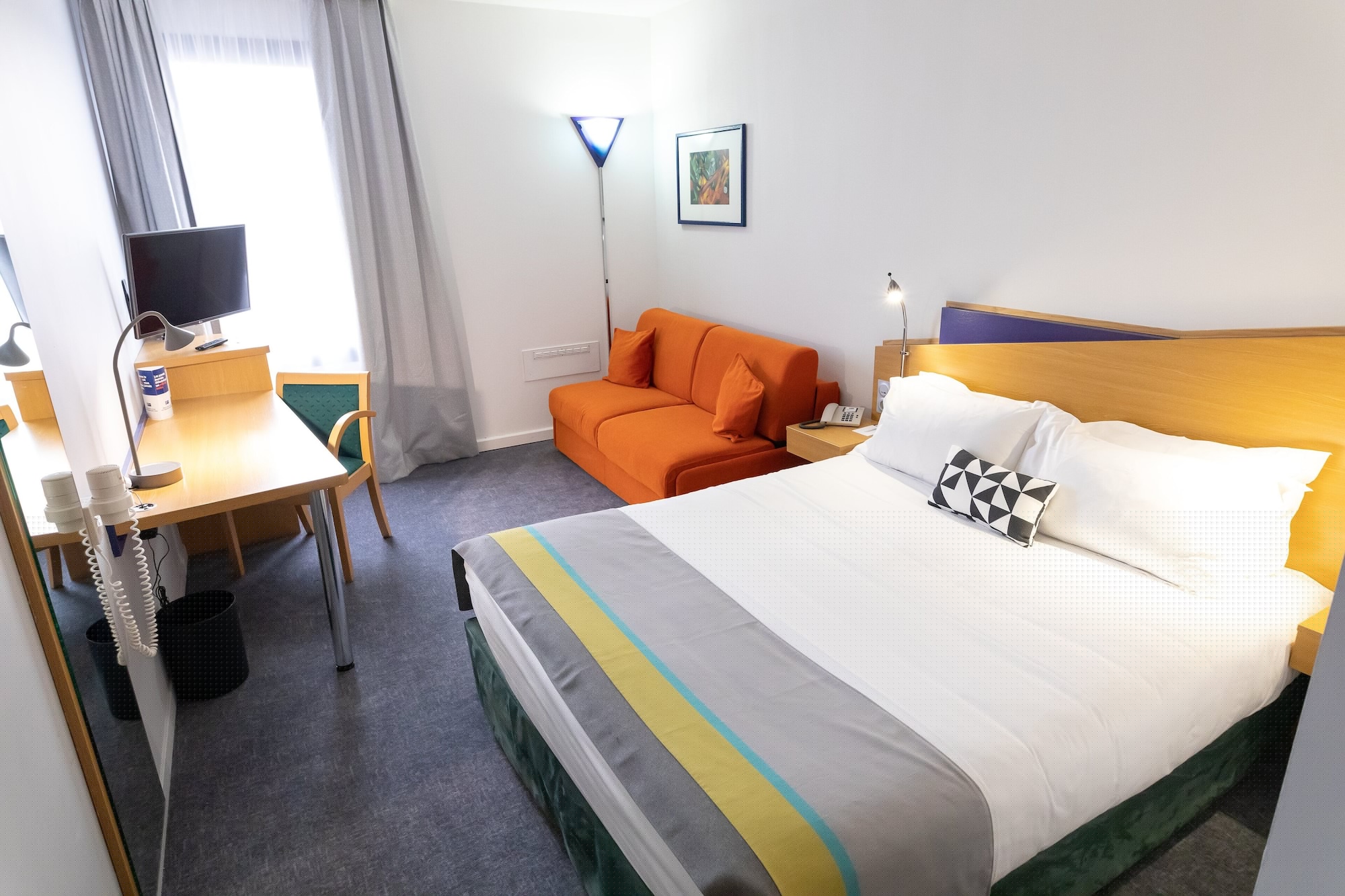 holiday inn express arras by ihg