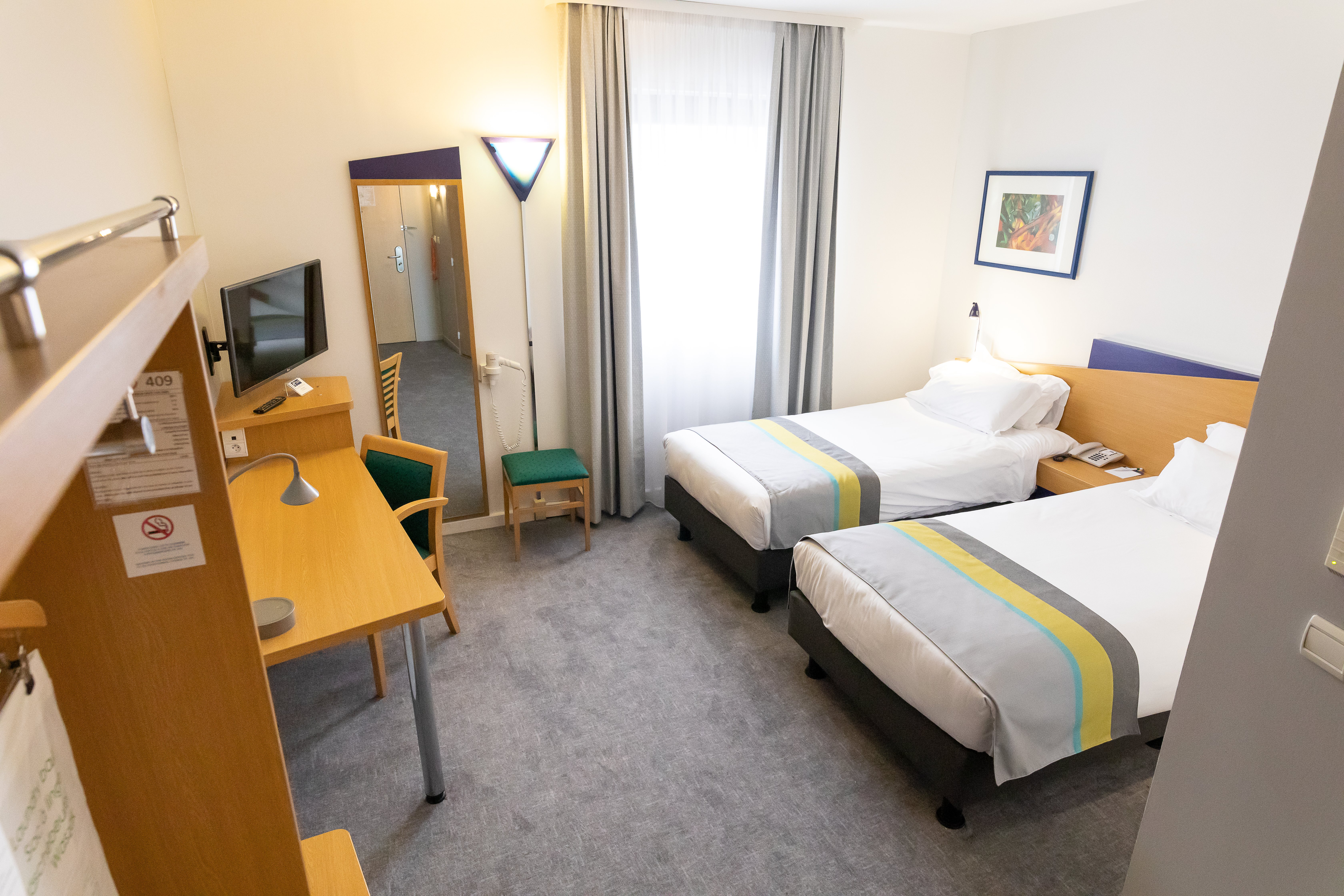 holiday inn express arras by ihg