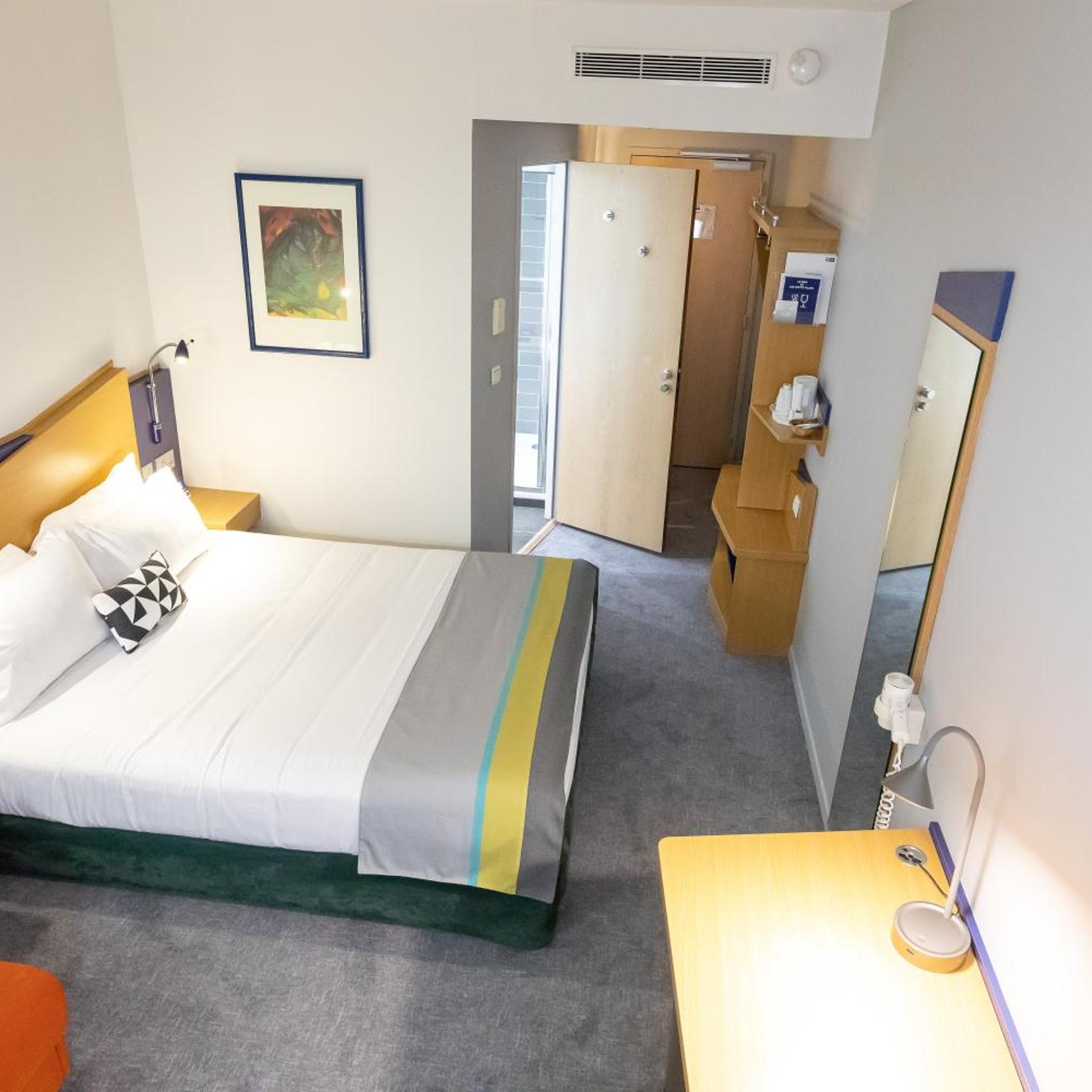 holiday inn express arras by ihg