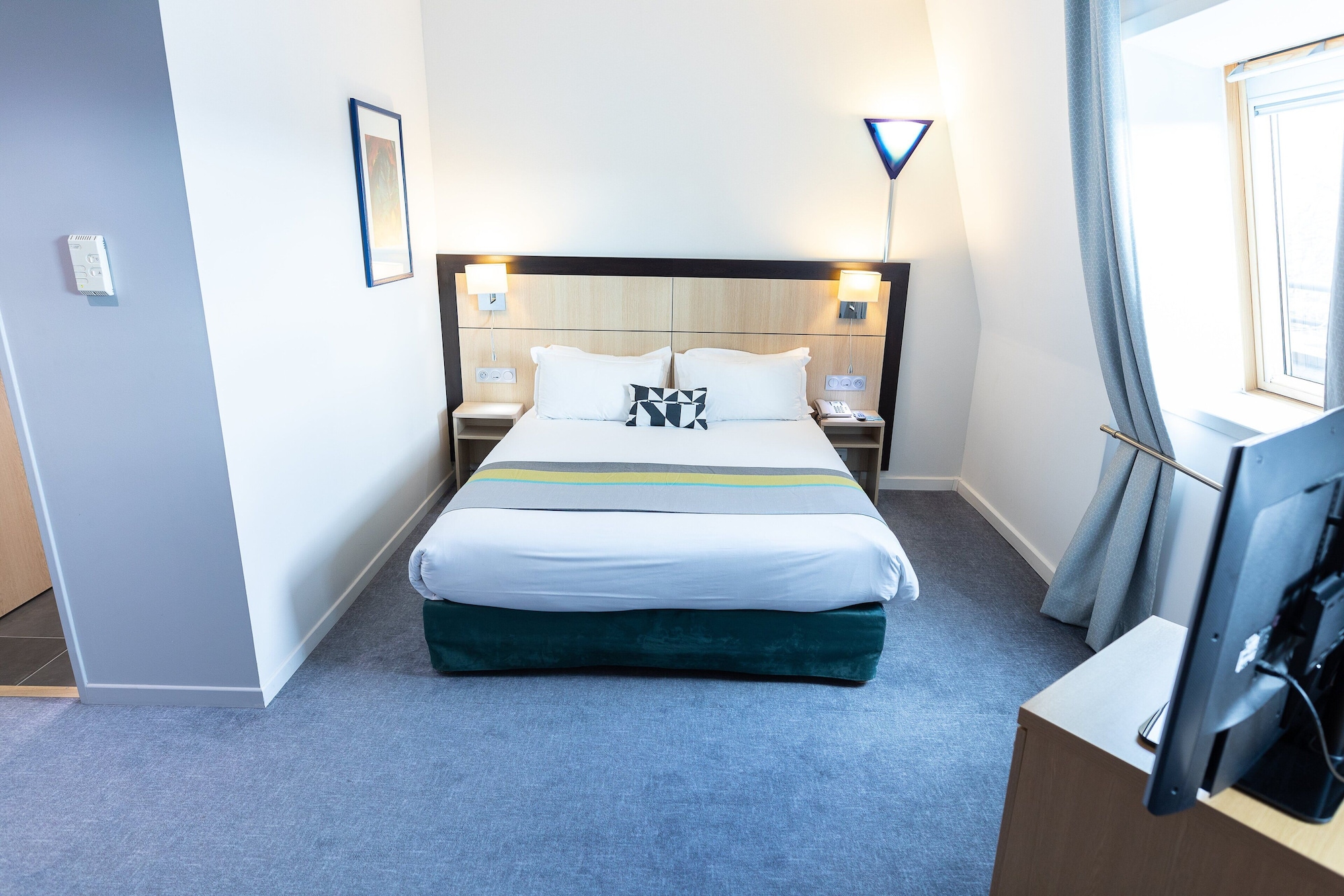 holiday inn express arras by ihg