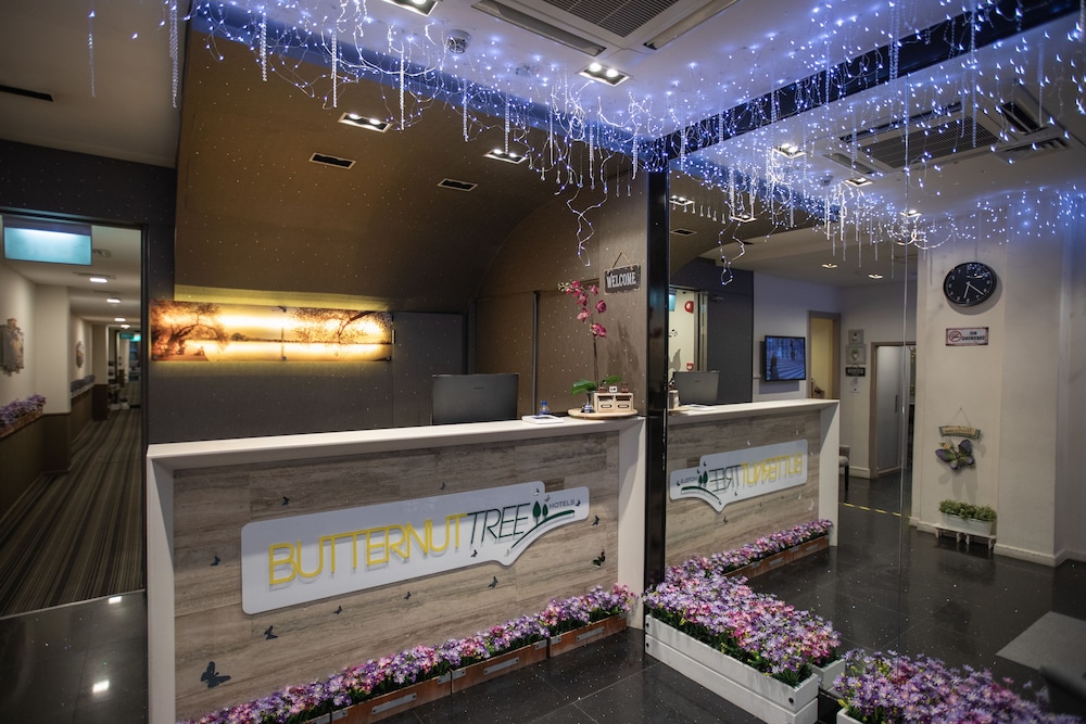 butternut tree hotel
