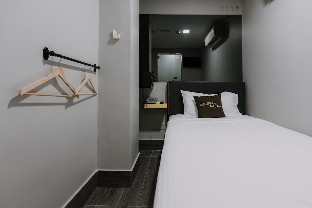 butternut tree hotel