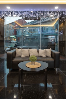 Butternut Tree Hotel,,3 star