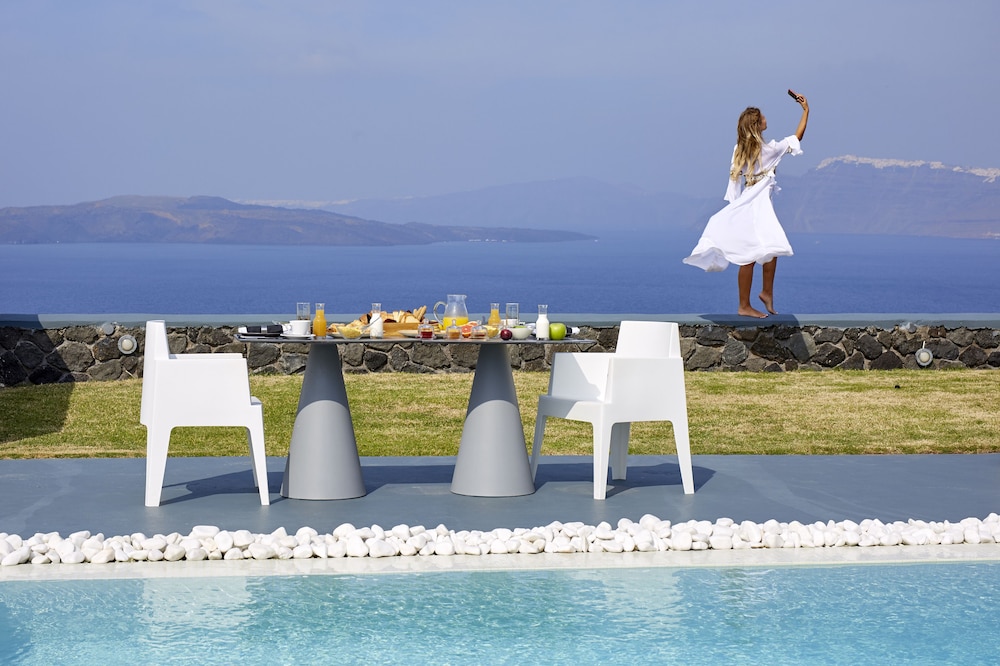 santorini princess presidential suites