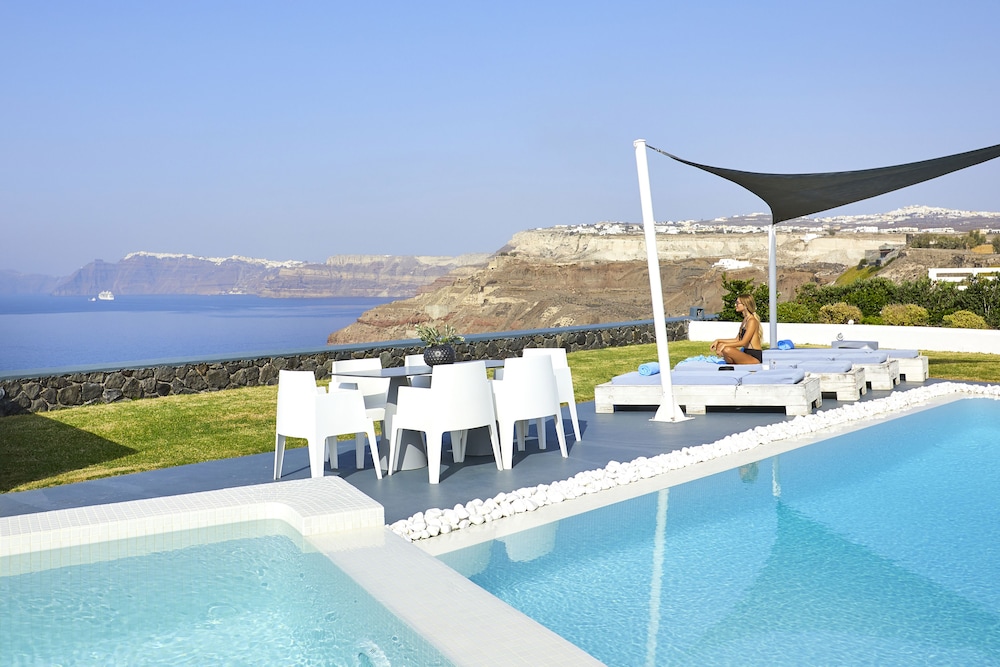 santorini princess presidential suites