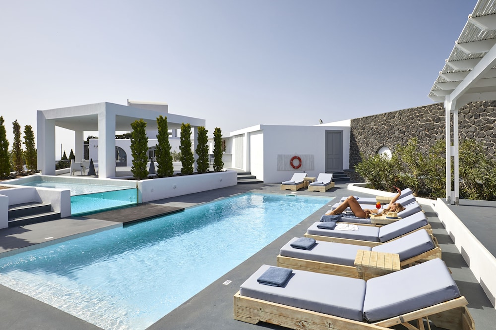 santorini princess presidential suites