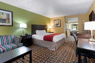 ramada limited knoxville area