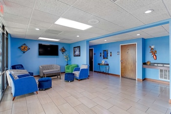 ramada limited knoxville area