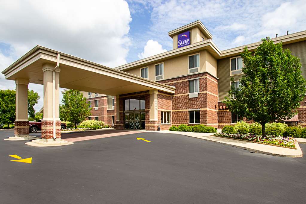 sleep inn and suites madison monona