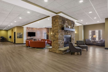 mainstay suites fitchburg madison