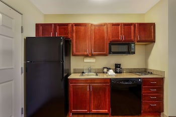 mainstay suites fitchburg madison