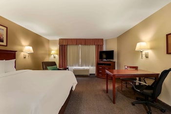mainstay suites fitchburg madison