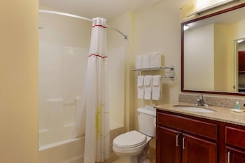 mainstay suites fitchburg madison