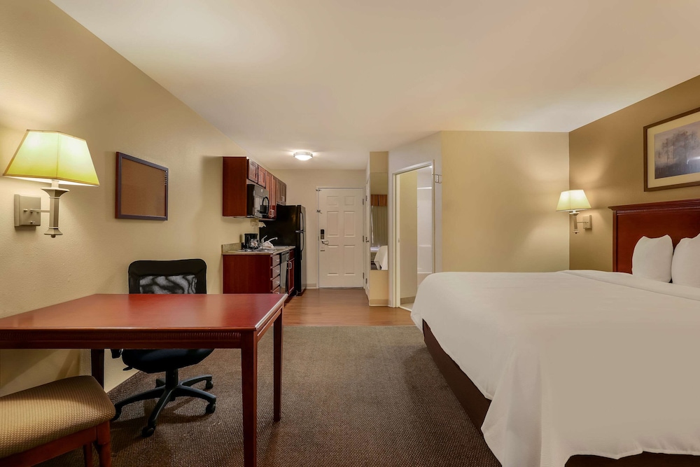 mainstay suites fitchburg madison