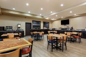 mainstay suites fitchburg madison