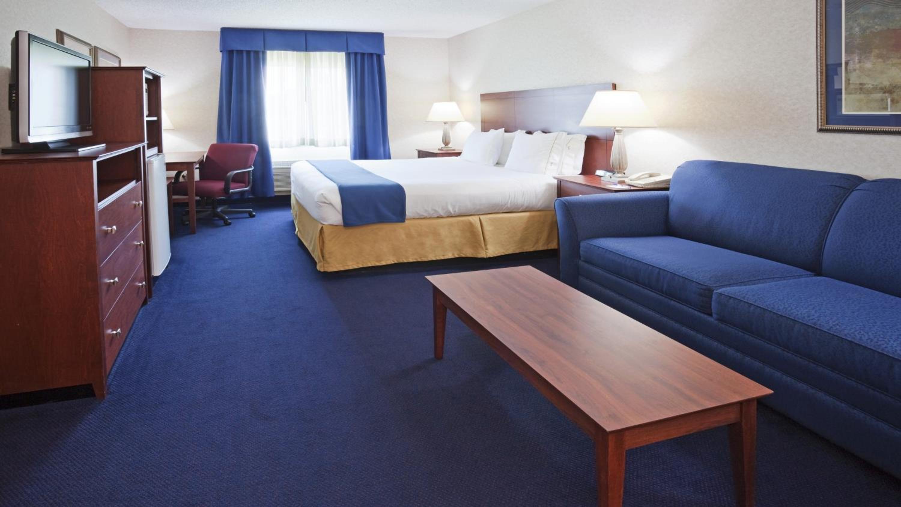 holiday inn express deforest by ihg