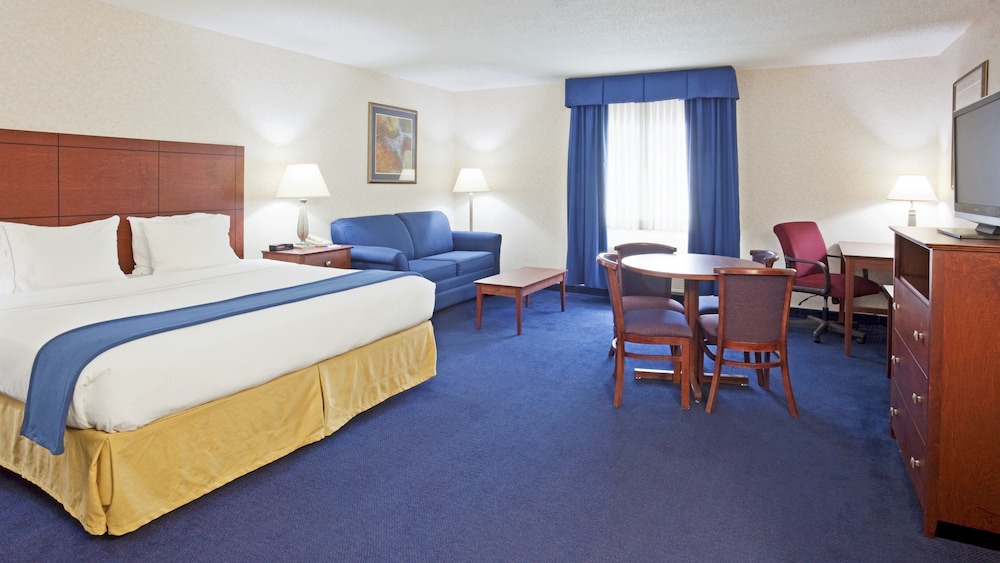 holiday inn express deforest by ihg