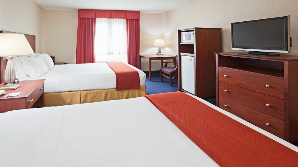 holiday inn express deforest by ihg