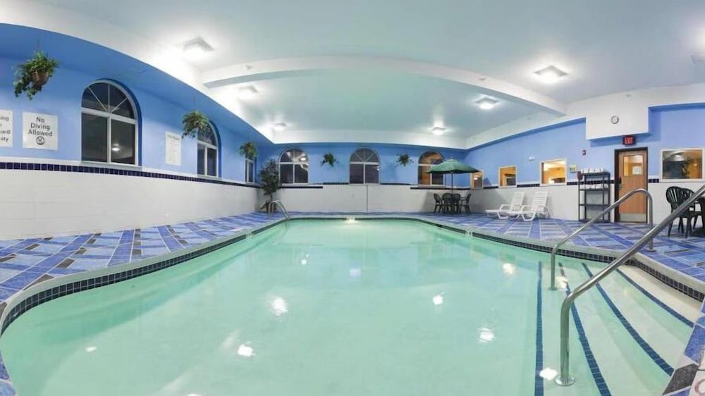 holiday inn express deforest by ihg