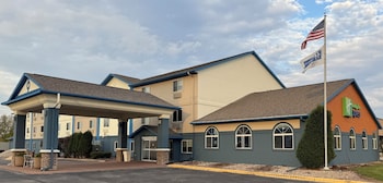 holiday inn express deforest by ihg