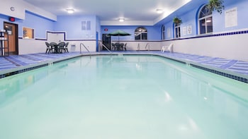 Holiday Inn Express Deforest By Ihg,Dane>>Cottage Grove,3 star