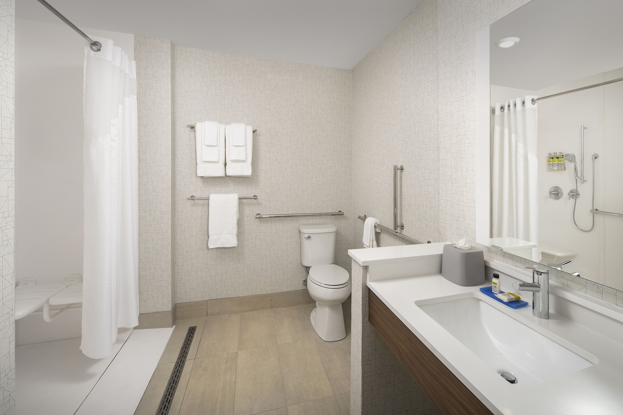 holiday inn express and suites knoxville clinton by ihg