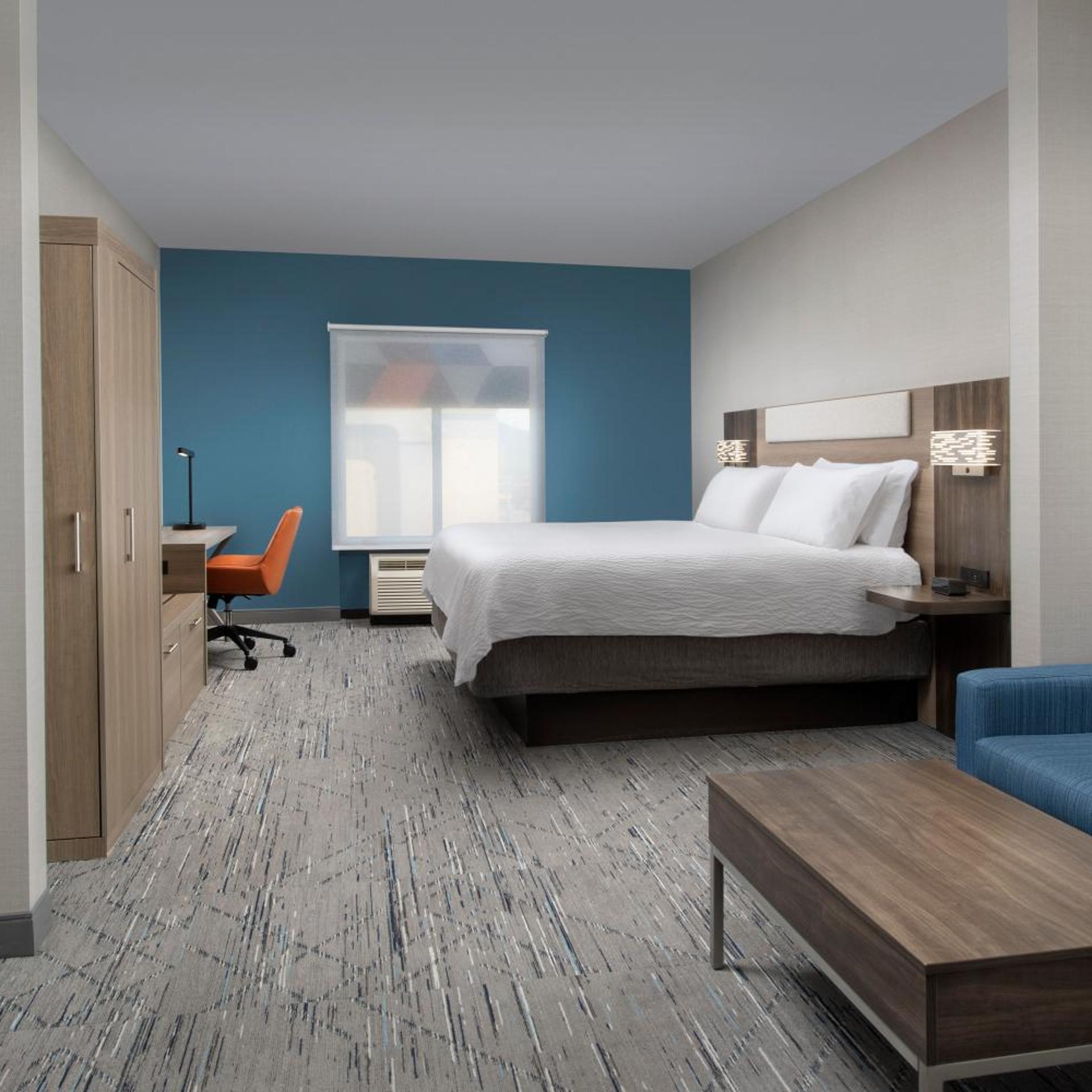 holiday inn express and suites knoxville clinton by ihg