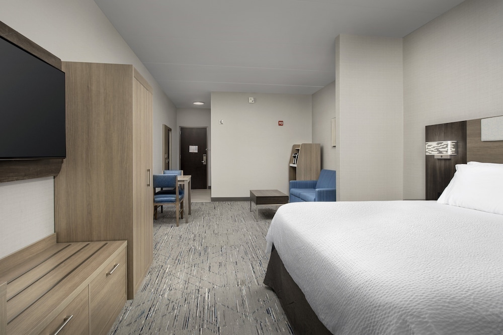 holiday inn express and suites knoxville clinton by ihg