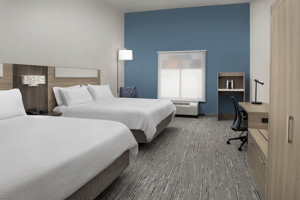 holiday inn express and suites knoxville clinton by ihg