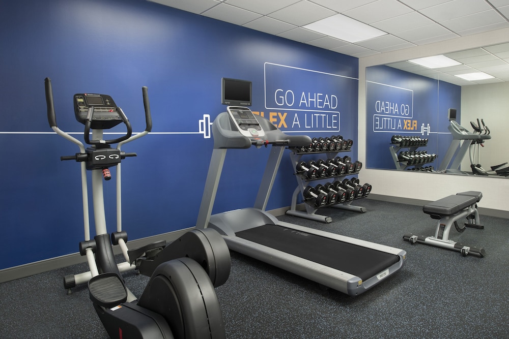 holiday inn express and suites knoxville clinton by ihg