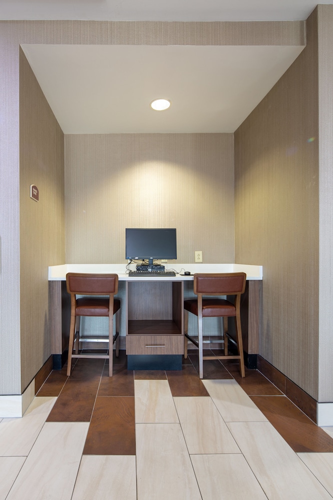 holiday inn express and suites lenoir cty by ihg