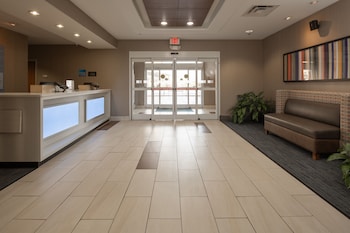 Holiday Inn Express & Suites Lenoir Cty By Ihg,Lenoir City>>Knoxville,3 star