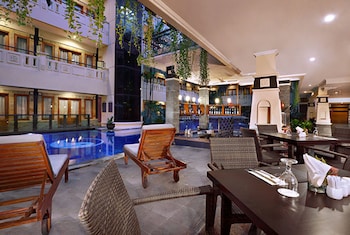 famous hotel kuta