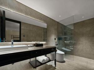 weihaiwei hotel b plaza
