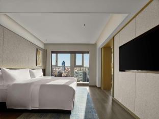 weihaiwei hotel b plaza