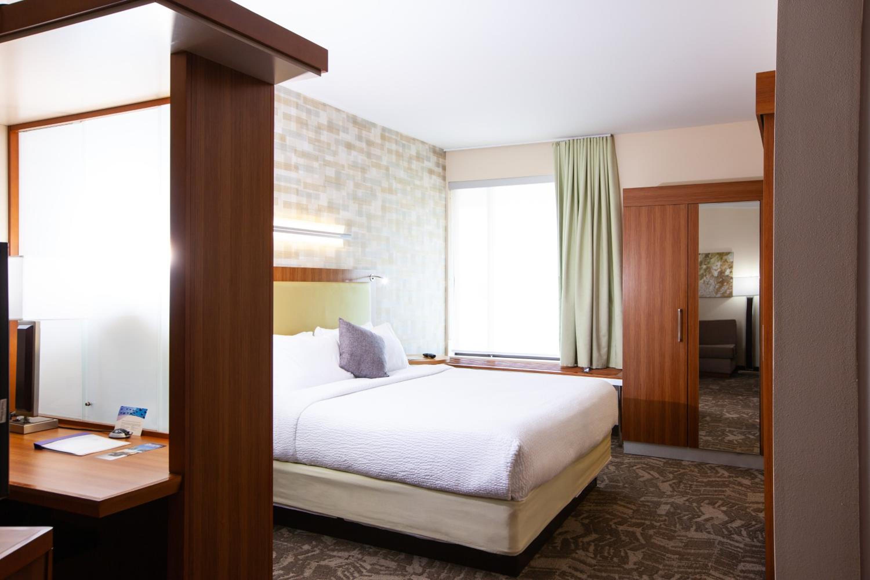 Springhill Suites By Marriott Wenatchee,Chelan County>>Chelan,3 star