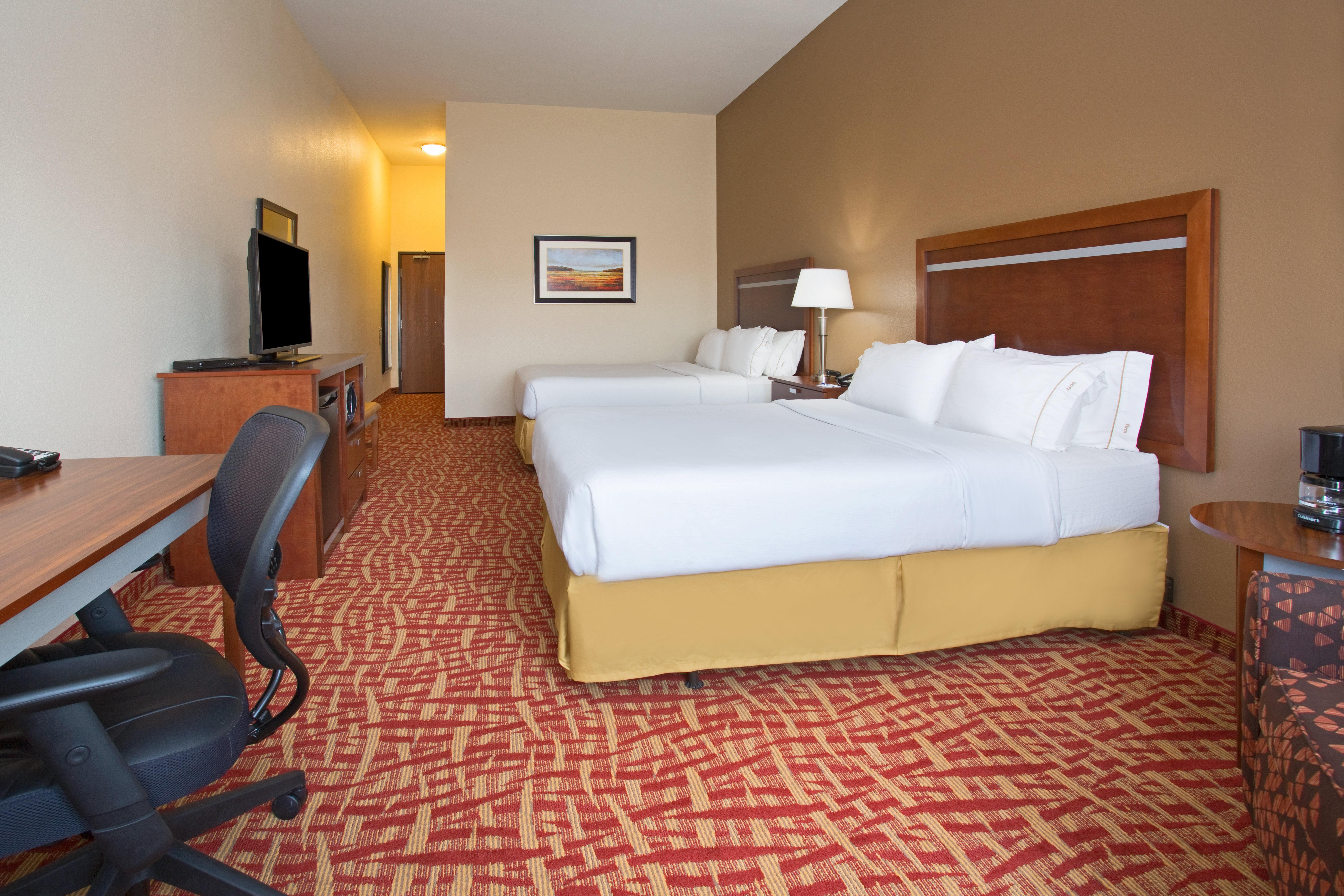 holiday inn express and suites glendive by ihg