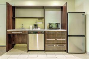 home2 suites by hilton erie pa