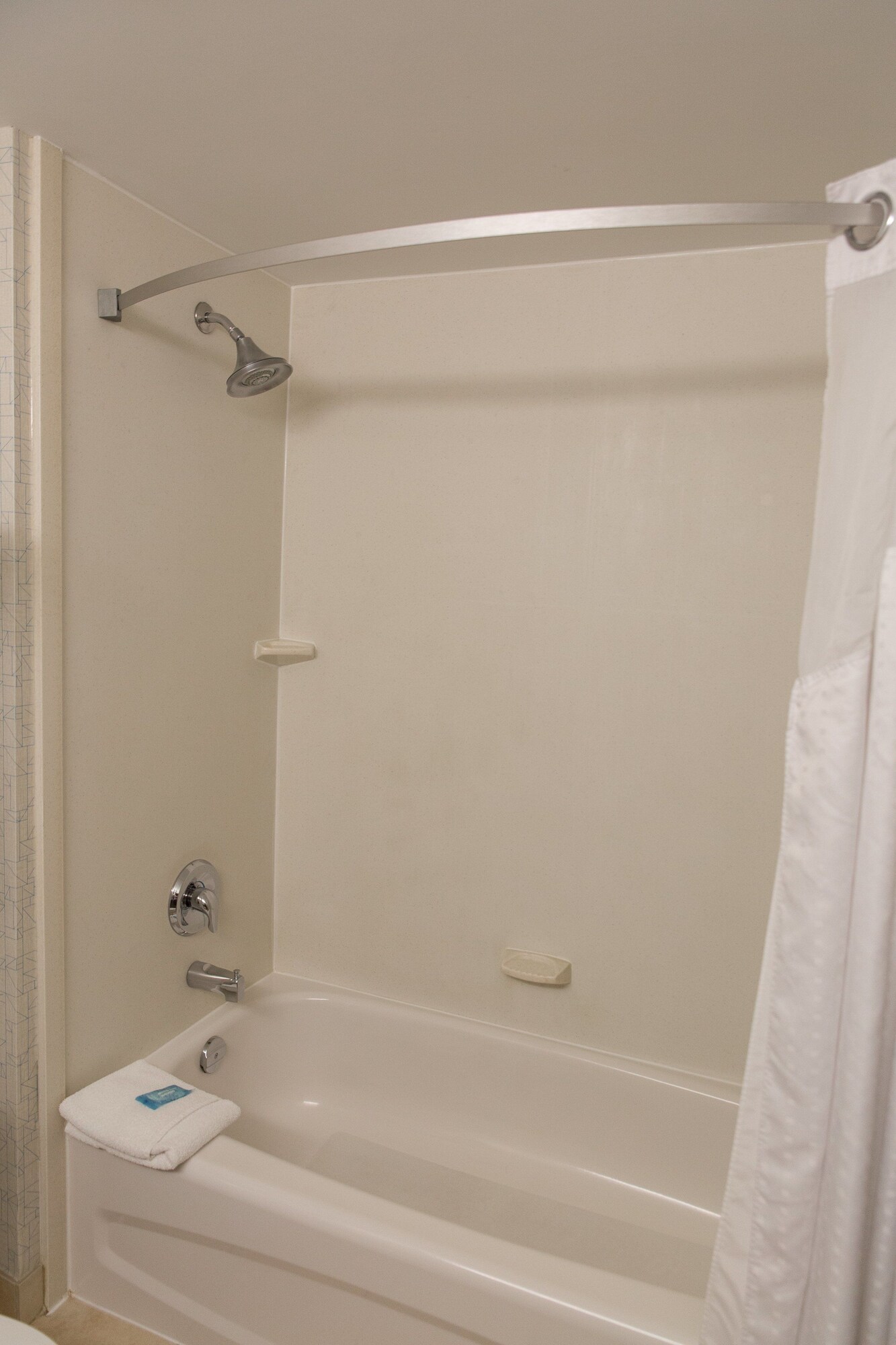 holiday inn express and suites brampton by ihg