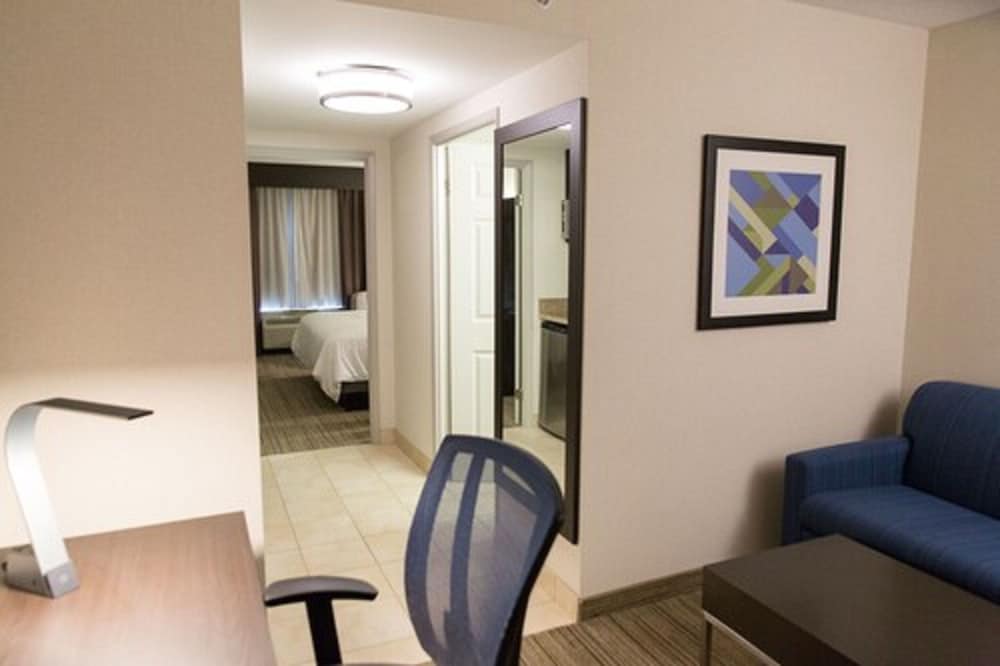 holiday inn express and suites brampton by ihg