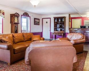 Clarion Inn Strasburg - Lancaster,Strasburg>>Lancaster,3 star