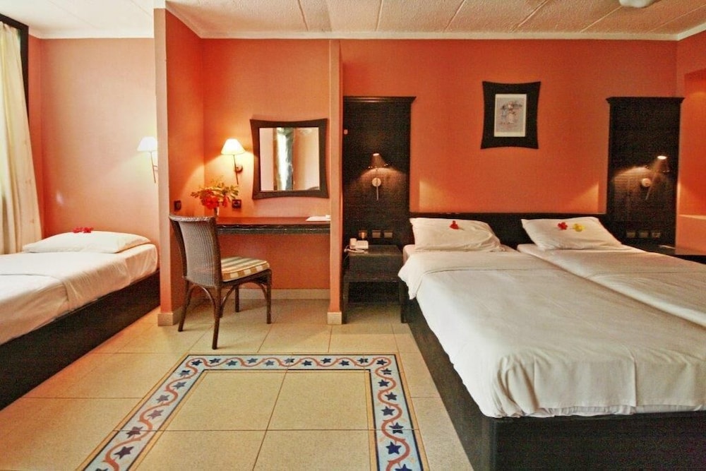 senegambia beach hotel