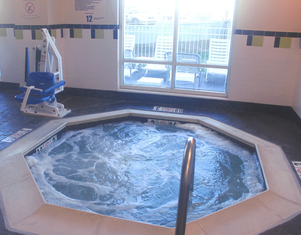 fairfield inn and suites by marriott lexington north